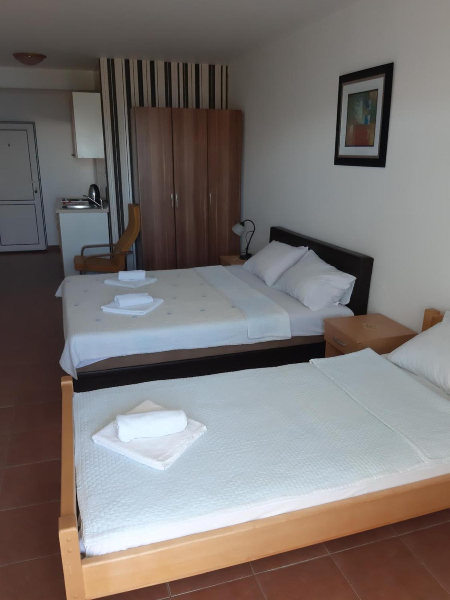 Guest House Perovic Sutomore Habitación foto